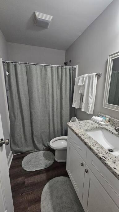 Gorgeous 3 Bedroom Home With Cable Tv In All Rooms & Free Wi-Fi Concord Exterior photo