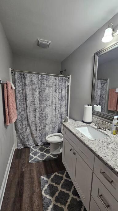 Gorgeous 3 Bedroom Home With Cable Tv In All Rooms & Free Wi-Fi Concord Exterior photo