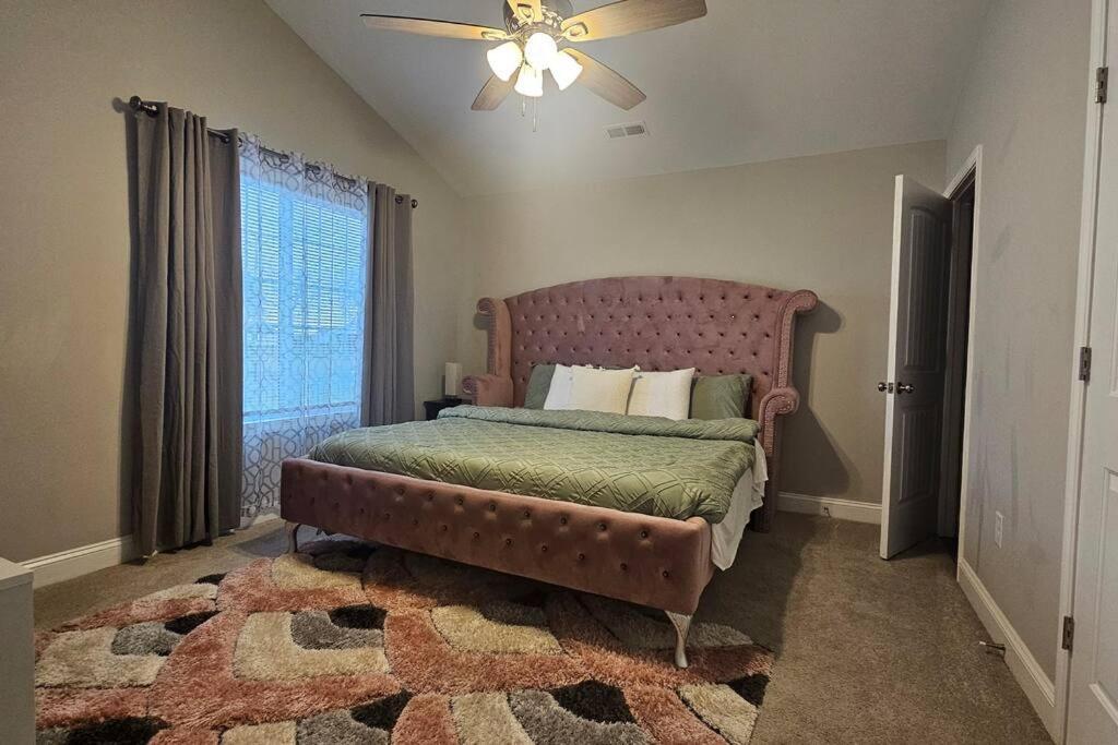 Gorgeous 3 Bedroom Home With Cable Tv In All Rooms & Free Wi-Fi Concord Exterior photo